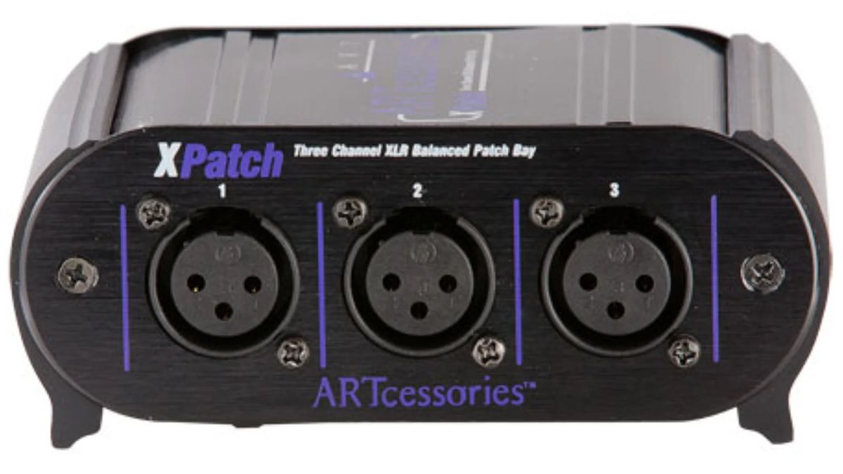 ART Xpatch Патчбэй компактный 3-х канальный с разъемами XLR.