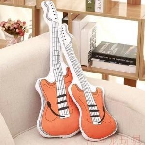 Подушка декоративная Красная электрогитара. Размер 60 см.